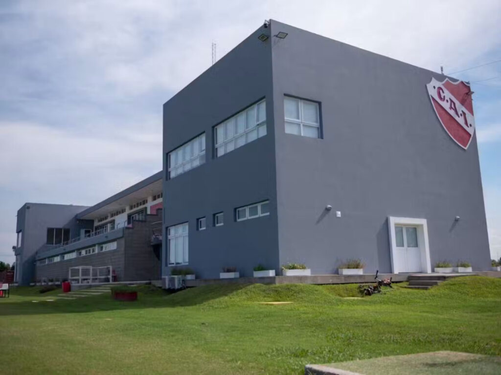 Complejo-de-Villa-Dominico-Independiente